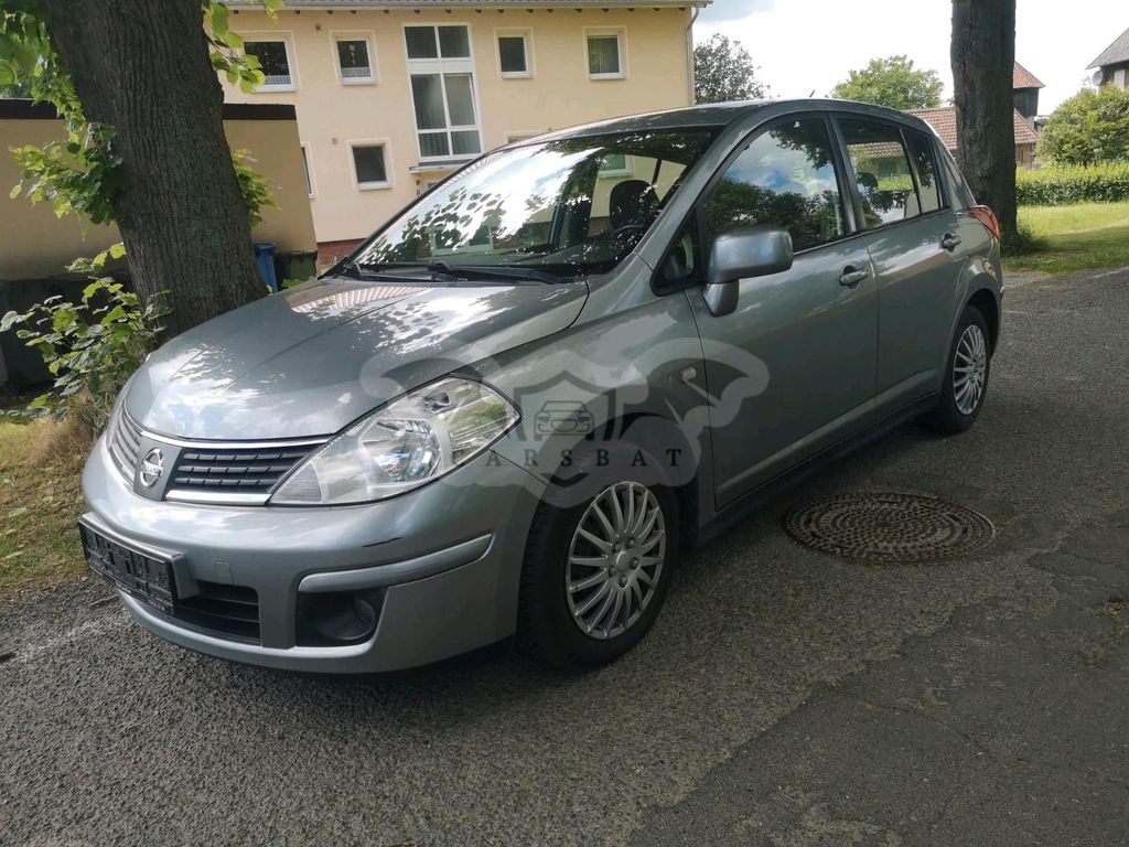 Nissan Tiida 2010