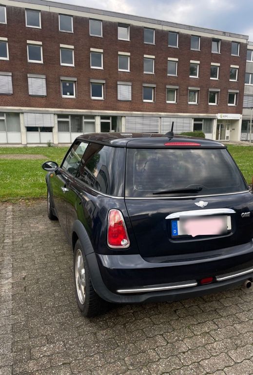 Mini One 2004