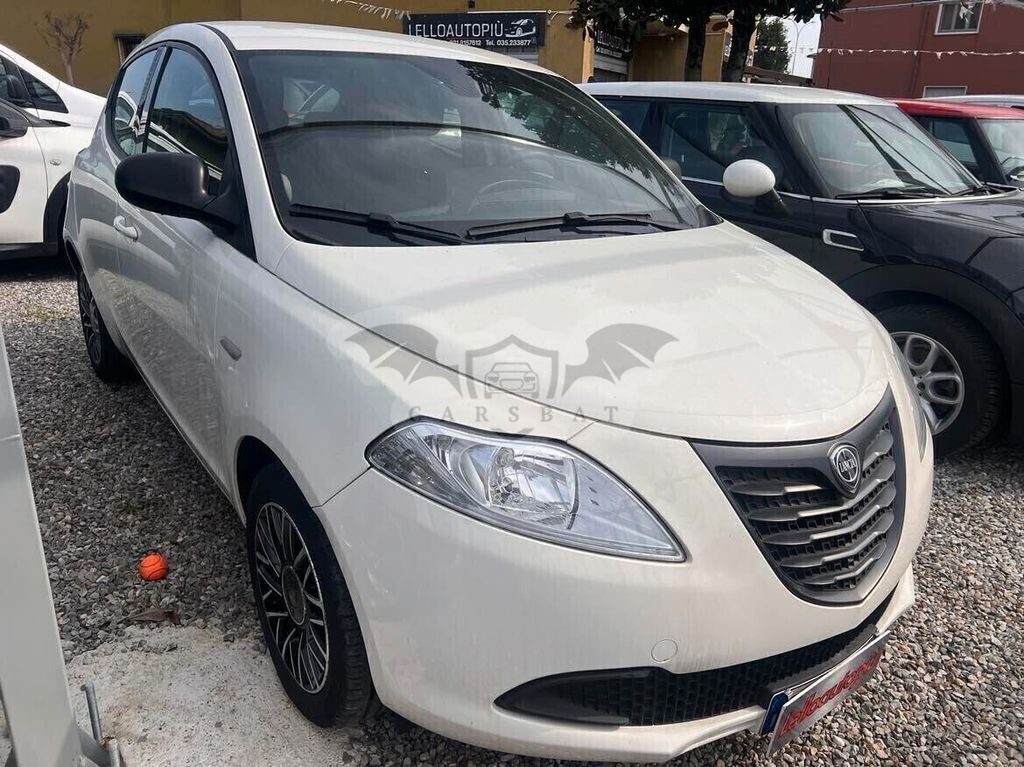 Lancia Ypsilon 2015