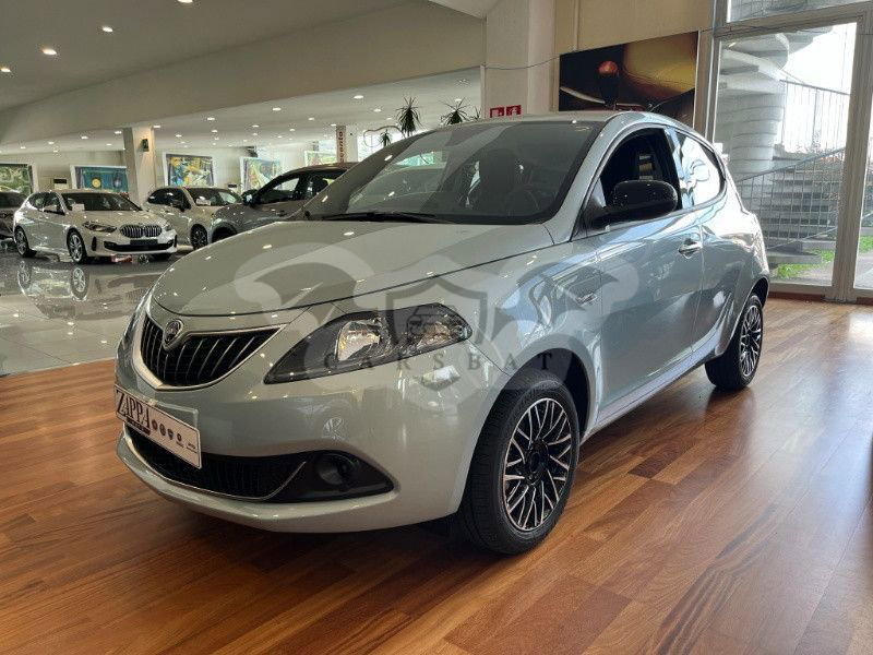Lancia Ypsilon 2024