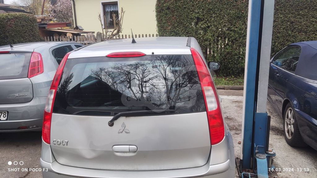 Mitsubishi Colt 2006
