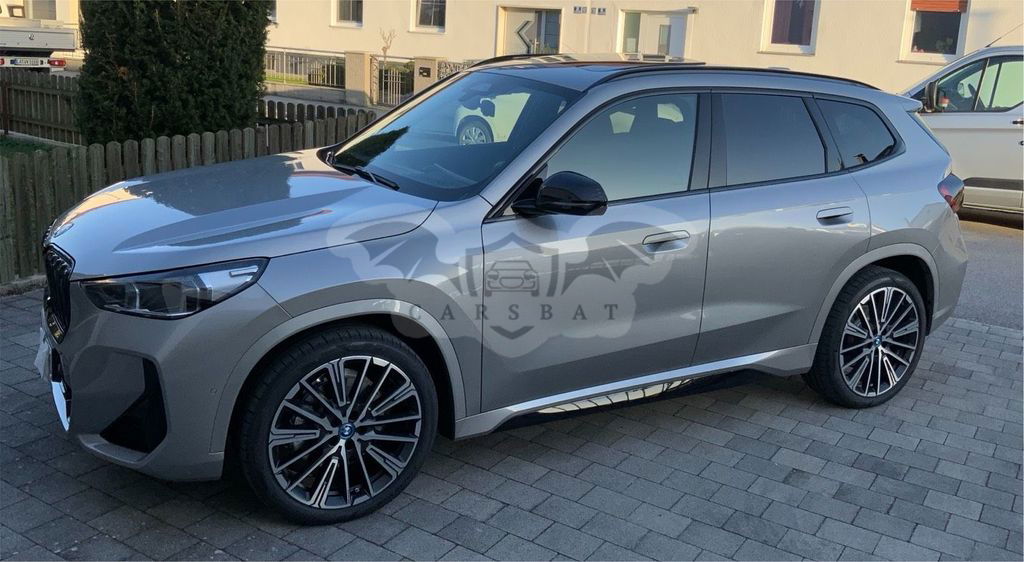 BMW iX1 2023