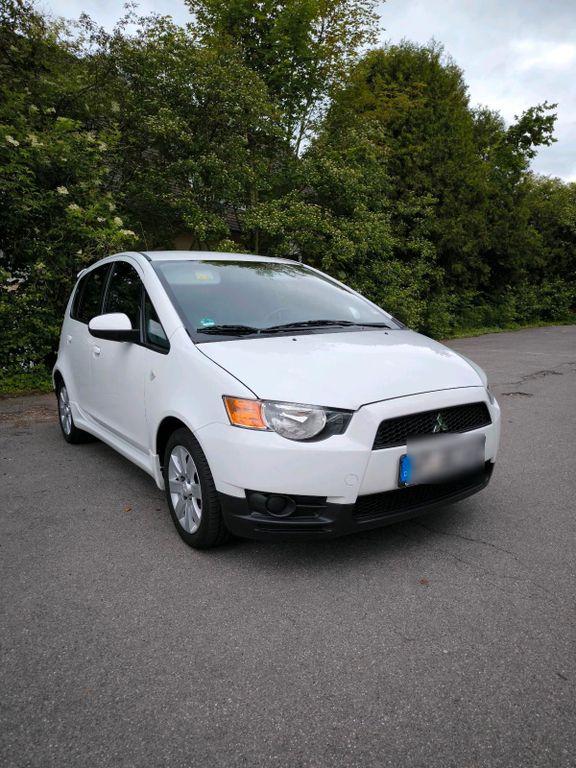 Mitsubishi Colt 2011