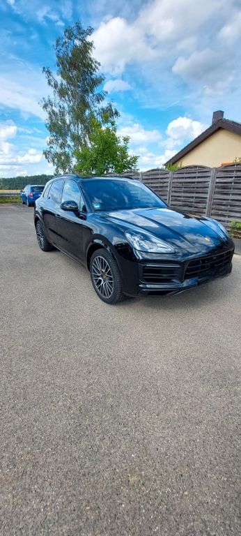 Porsche Cayenne 2022