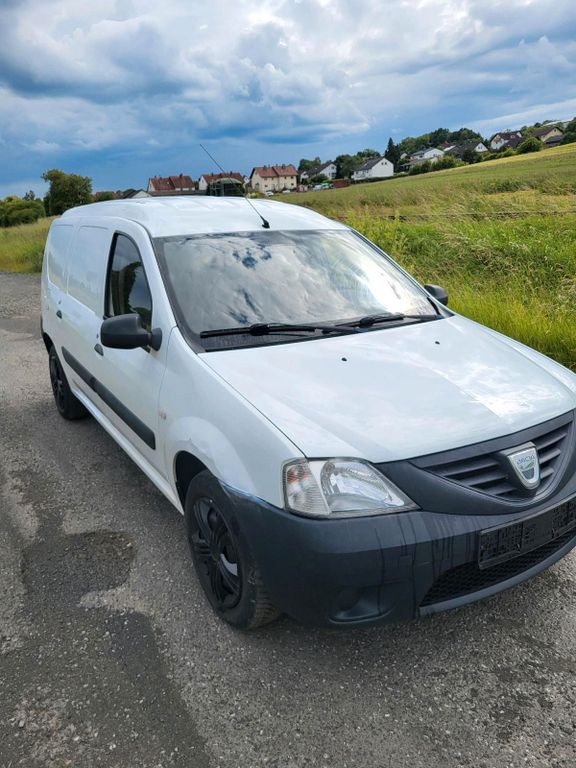 Dacia Logan 2011