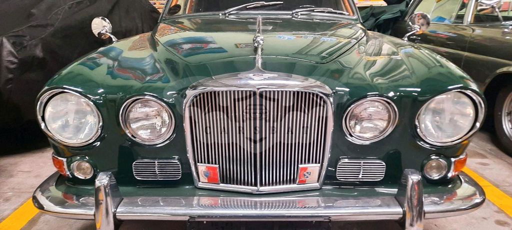 Jaguar Daimler 1966