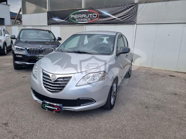 Lancia Ypsilon 2012