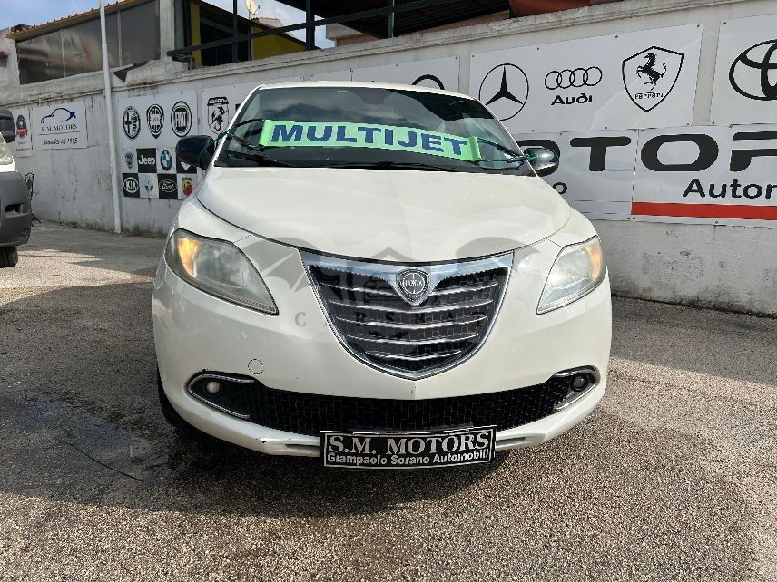 Lancia Ypsilon 2012
