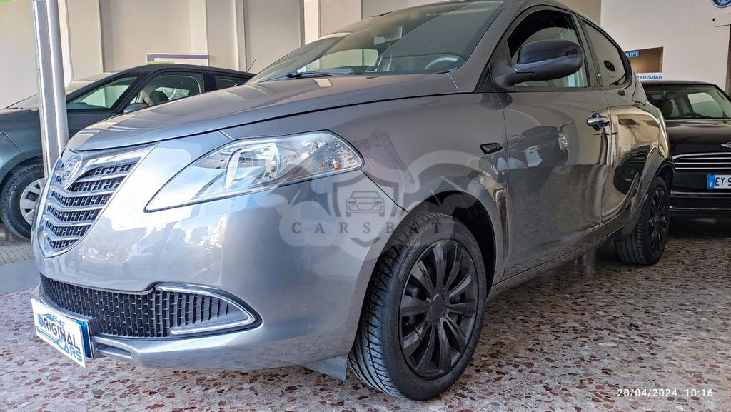 Lancia Ypsilon 2014