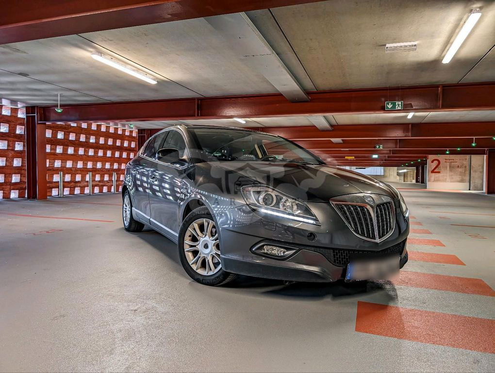 Lancia Delta 2011