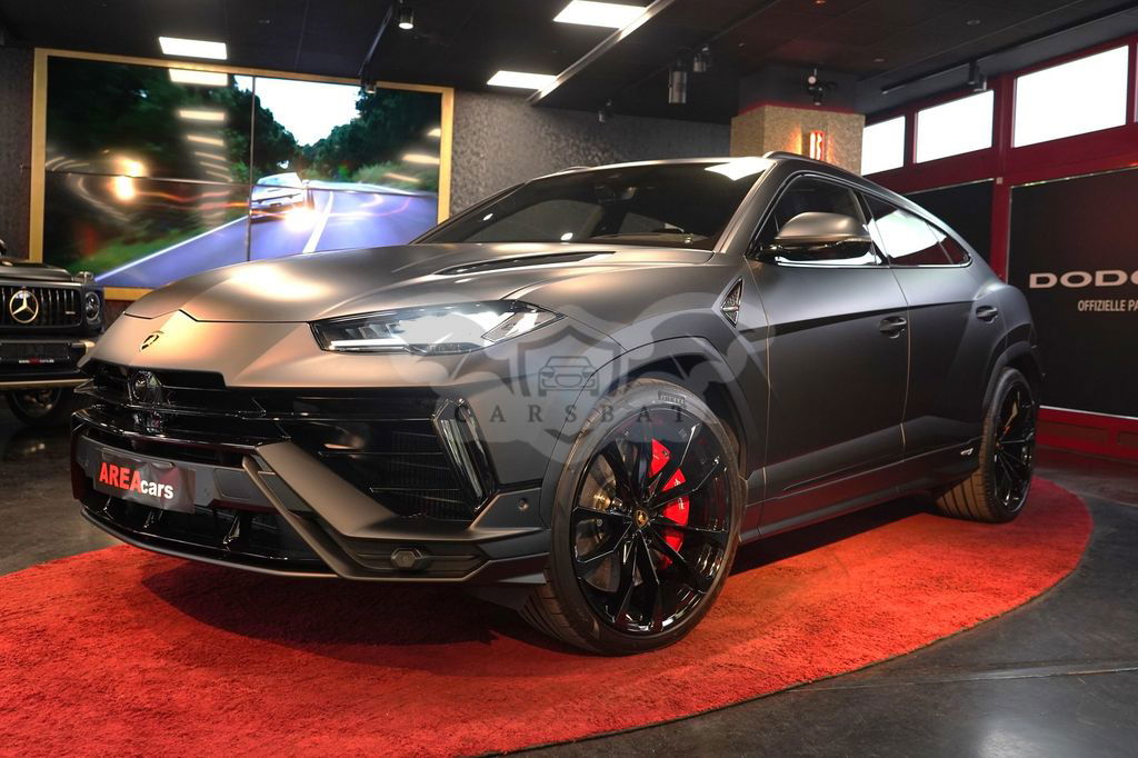 Lamborghini Urus 2024