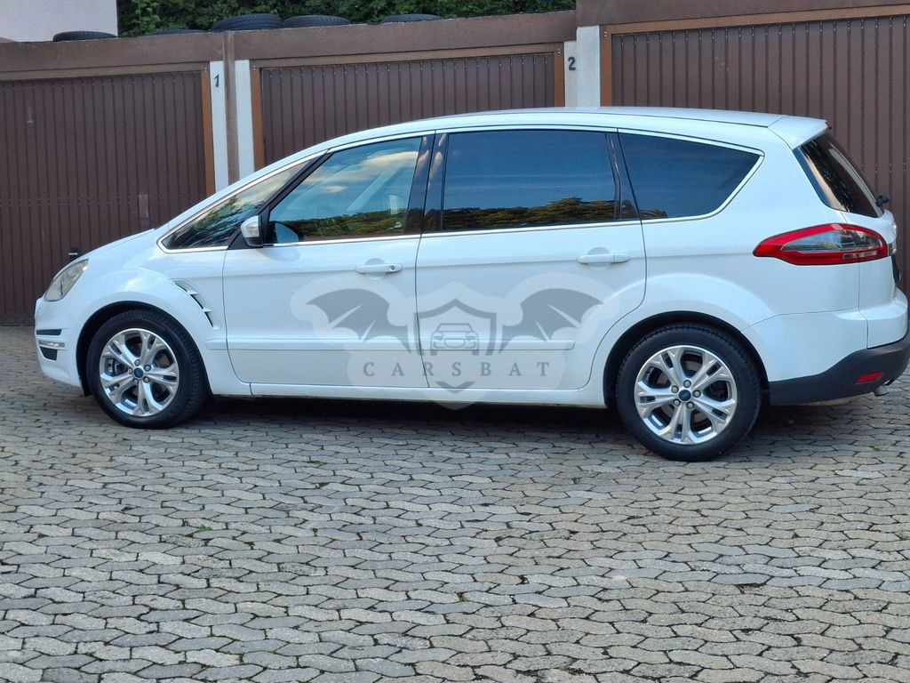 Ford S-Max 2012