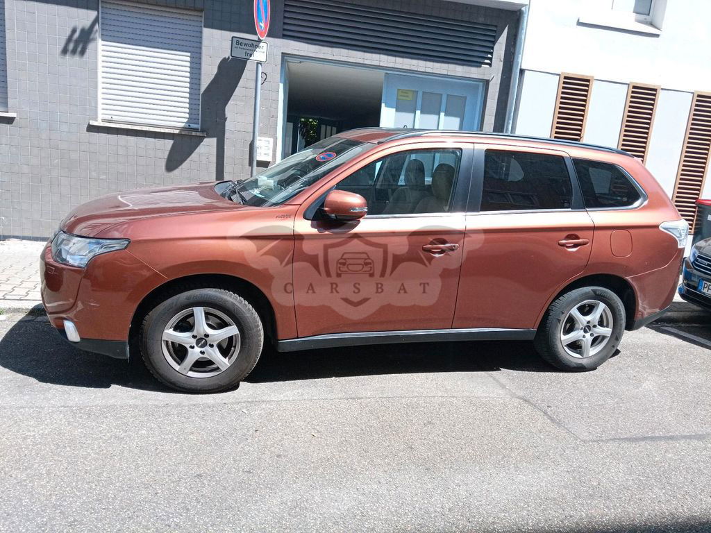 Mitsubishi Outlander 2013