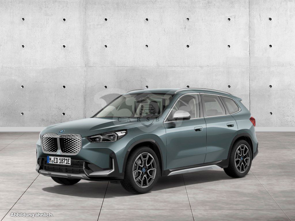 BMW iX1 2024