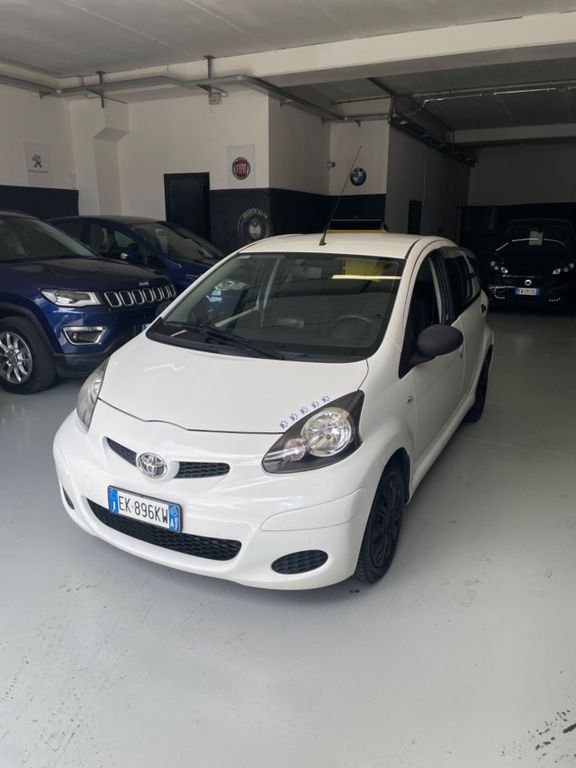 Toyota Aygo X 2011