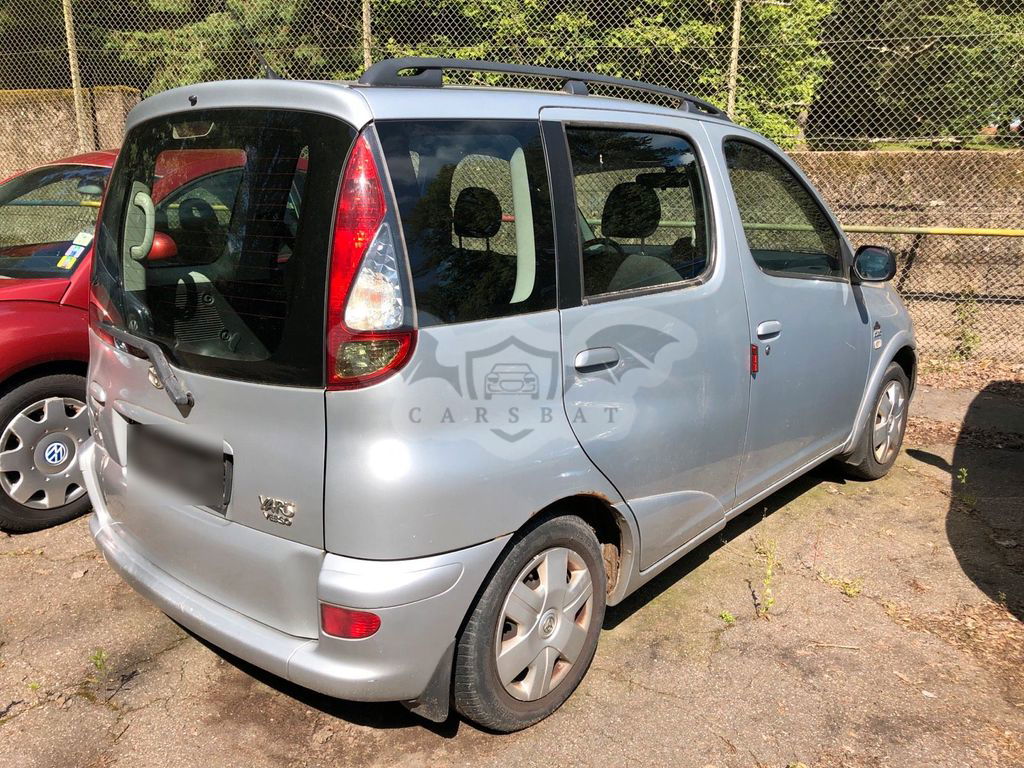 Toyota Verso 2004
