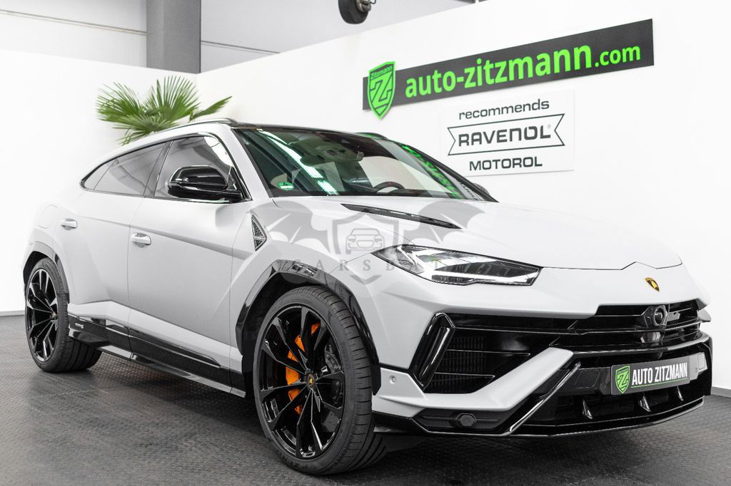Lamborghini Urus 2024