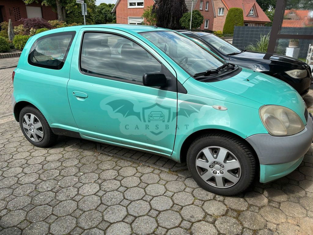 Toyota Yaris 1999