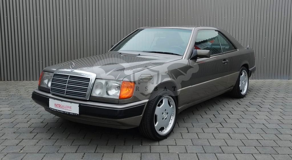Mercedes-Benz CE 300 1991