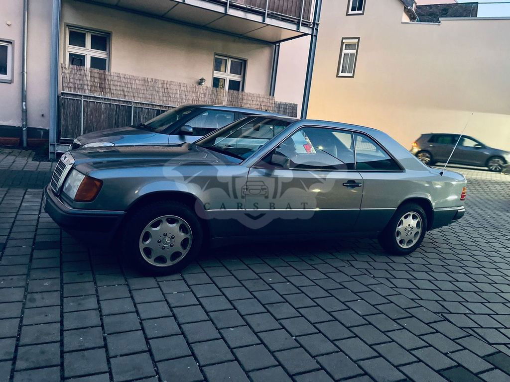 Mercedes-Benz CE 300 1992