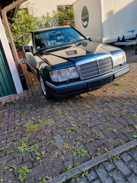 Mercedes-Benz CE 300 1992