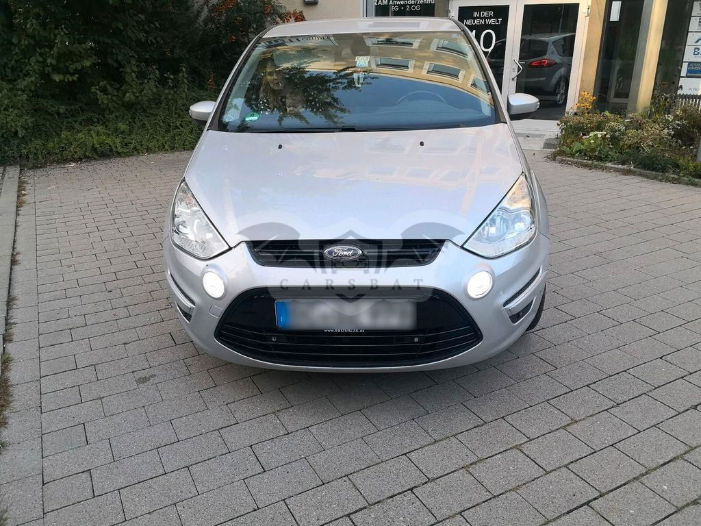 Ford S-Max 2012