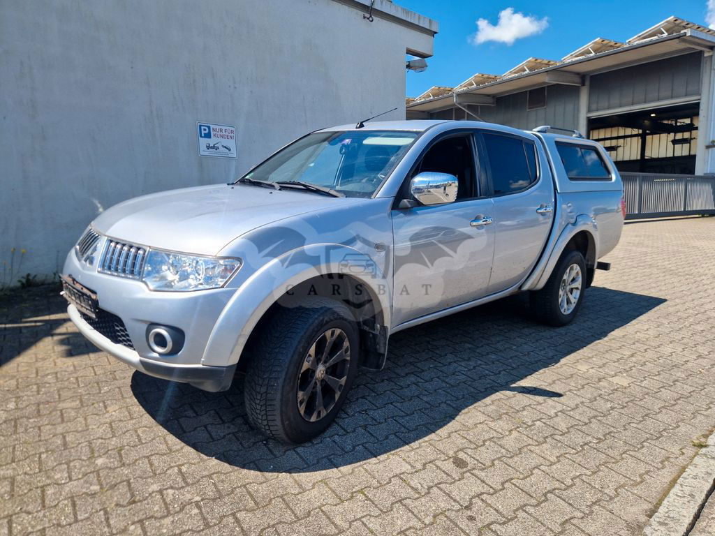 Mitsubishi L200 2011