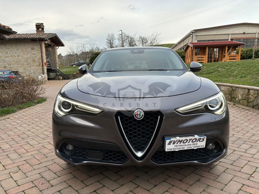 Alfa Romeo Stelvio 2017