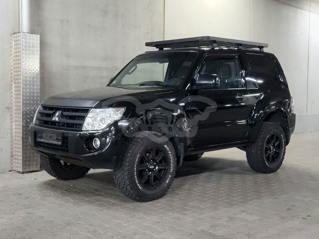 Mitsubishi Pajero 2013