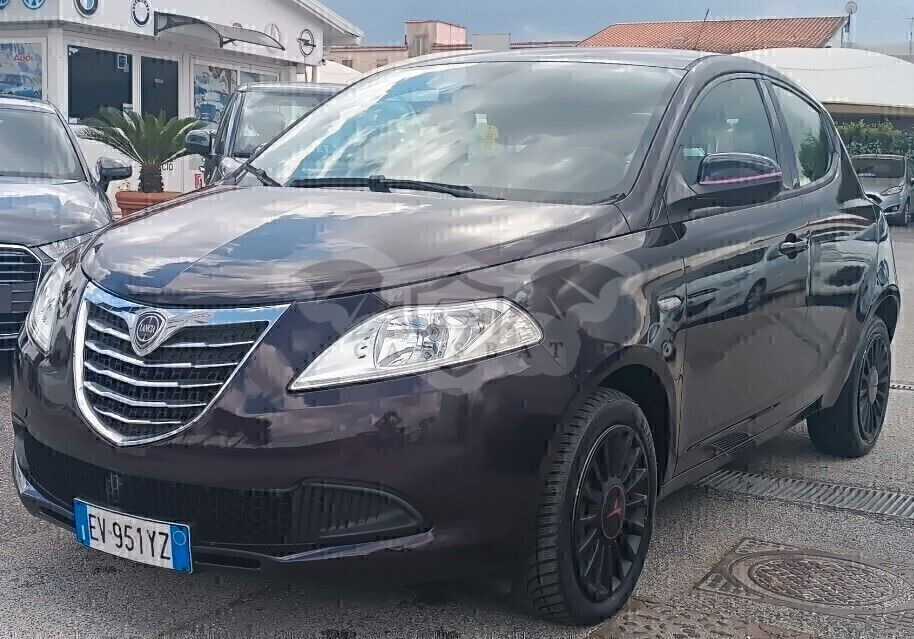 Lancia Ypsilon 2015