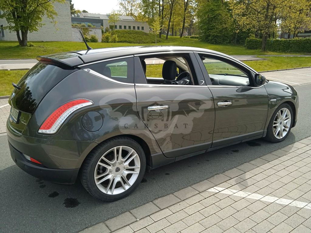 Lancia Delta 2010