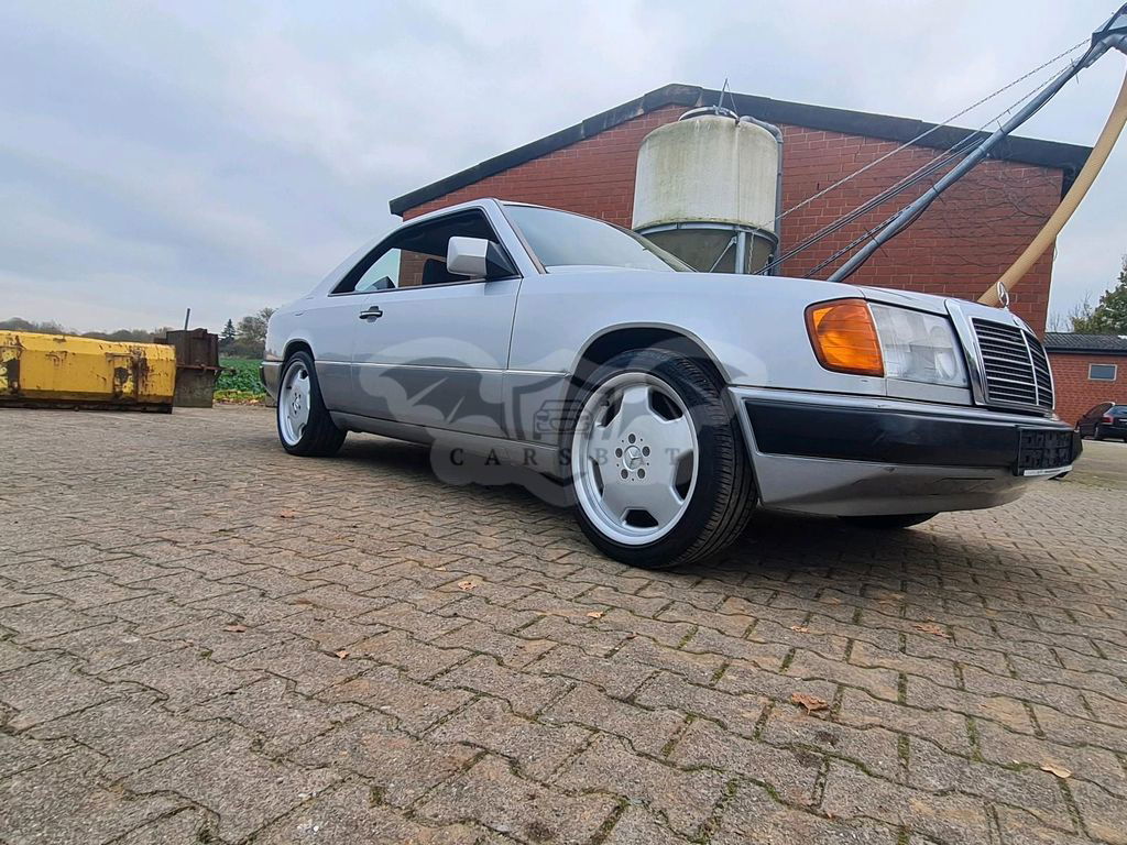 Mercedes-Benz CE 220 1993