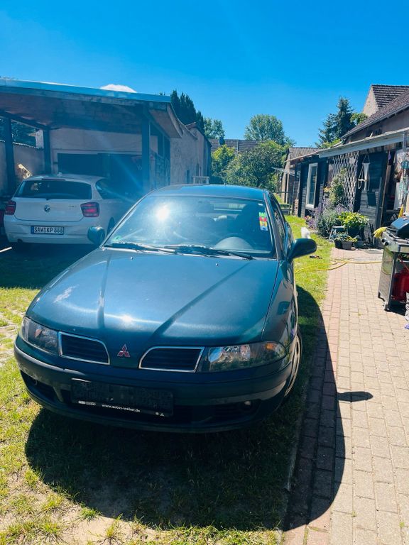 Mitsubishi Carisma 2000
