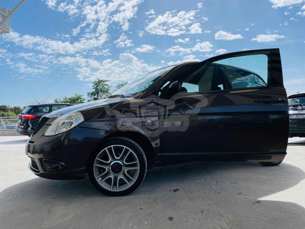 Lancia Ypsilon 2009