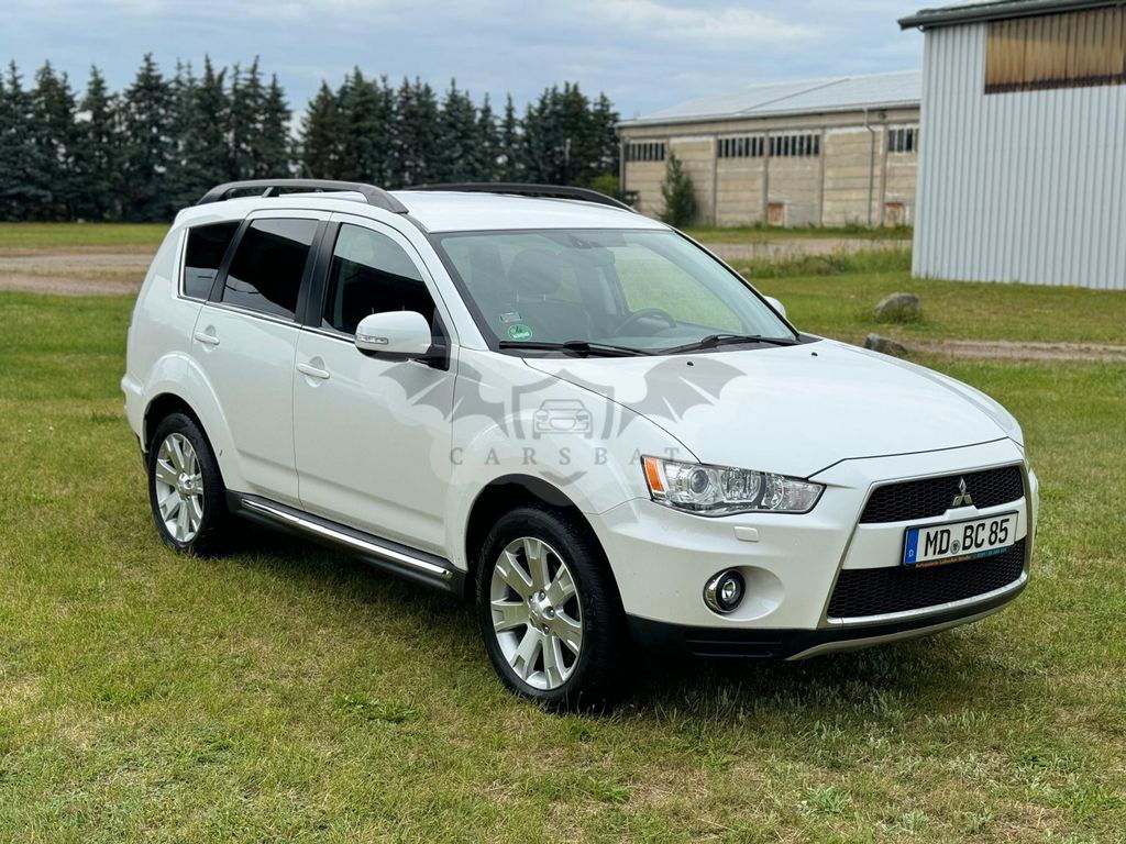 Mitsubishi Outlander 2011