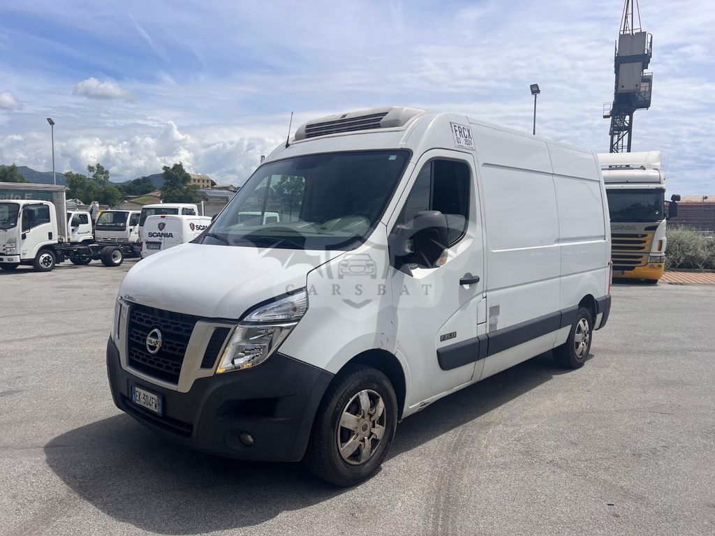 Nissan NV400 2012