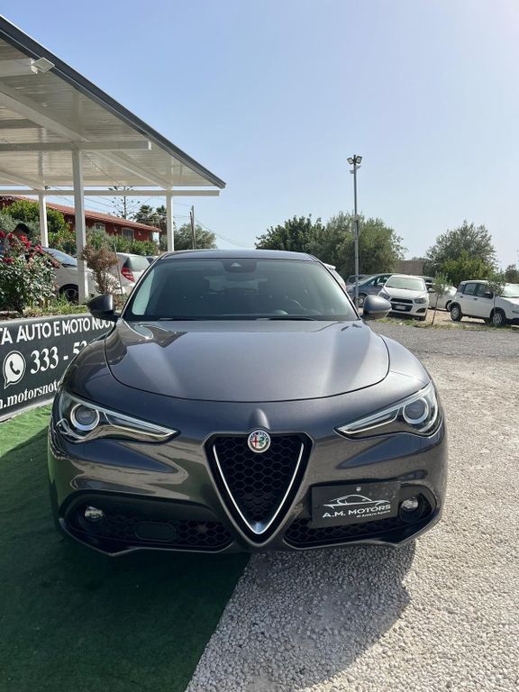Alfa Romeo Stelvio 2017