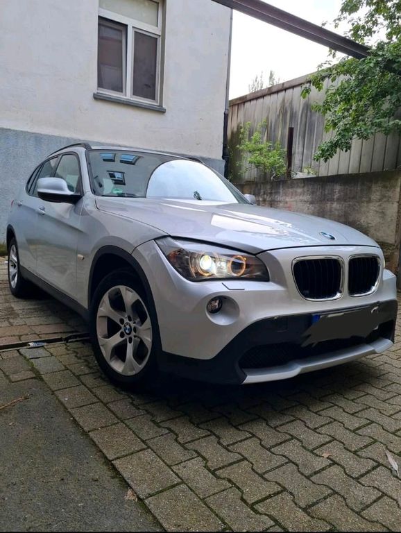 BMW iX 2011