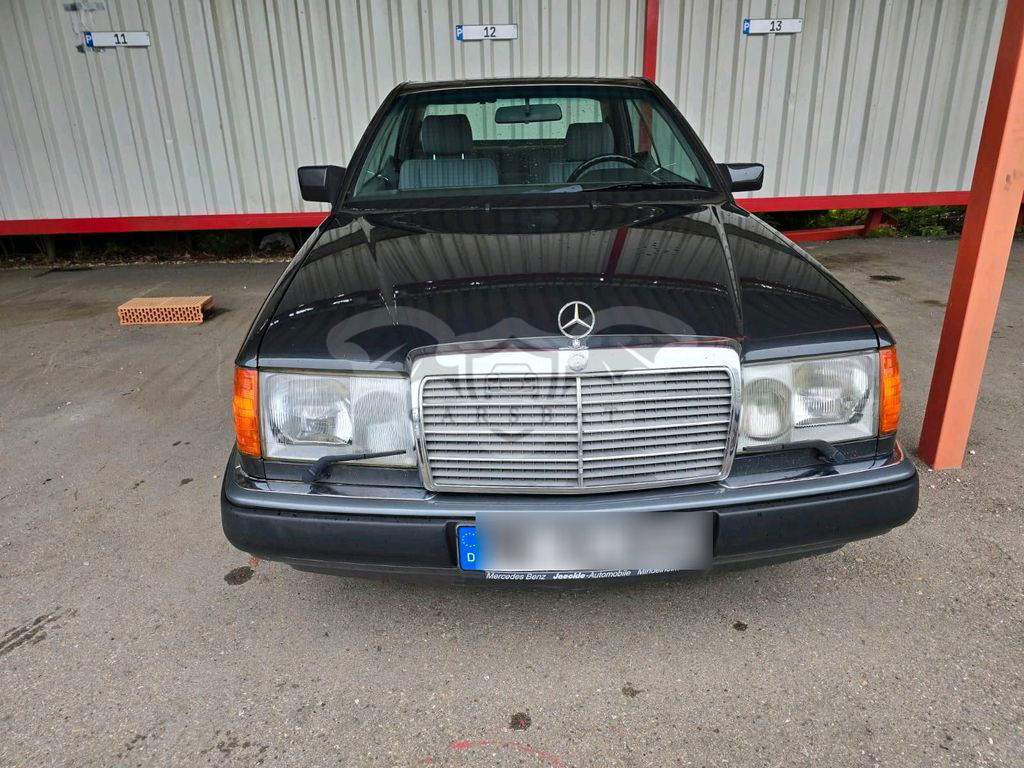 Mercedes-Benz CE 230 1992