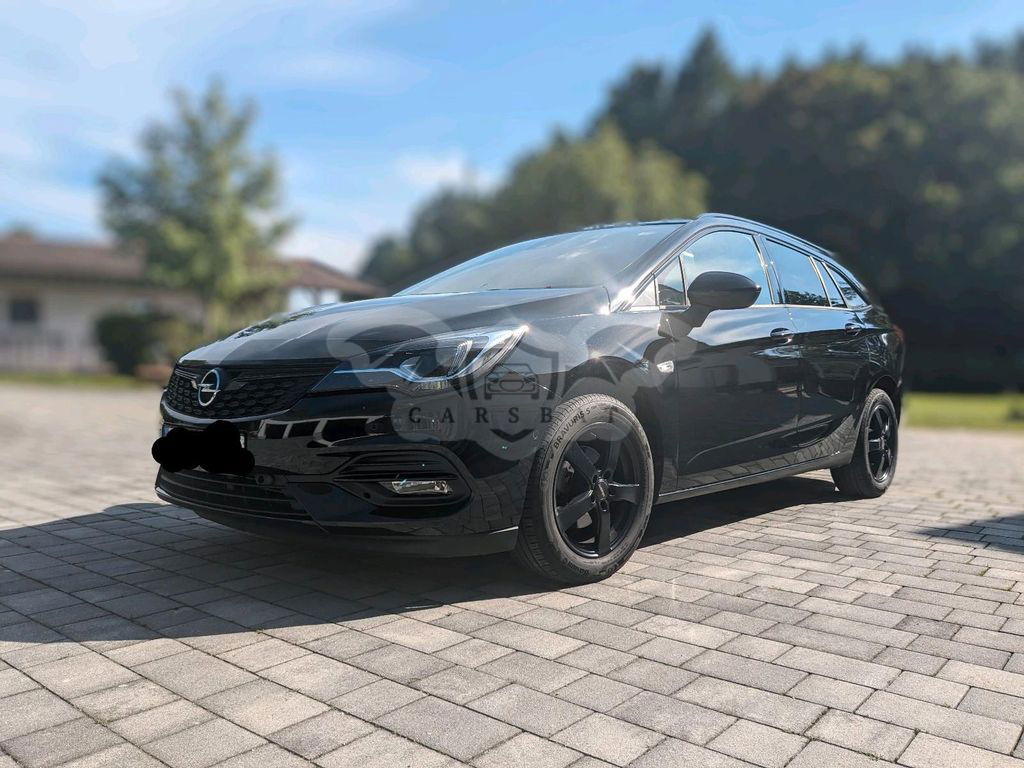 Opel Astra 2021