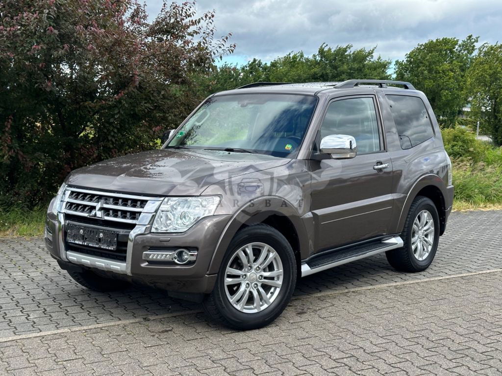 Mitsubishi Pajero 2015