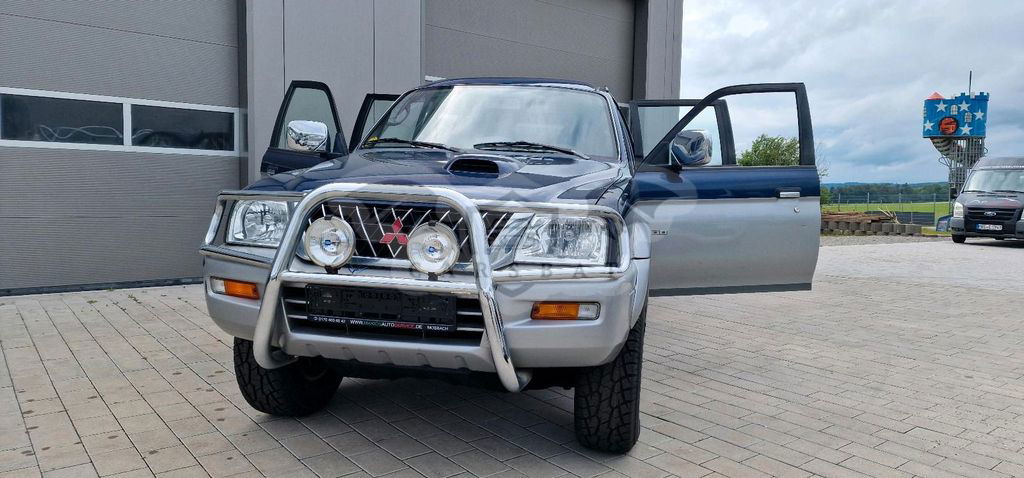 Mitsubishi L200 2003