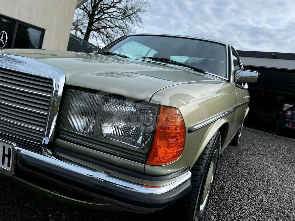 Mercedes-Benz CE 230 1980