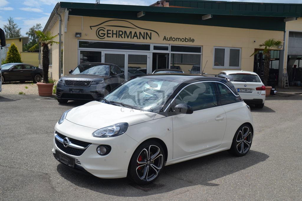 Opel Adam 2016