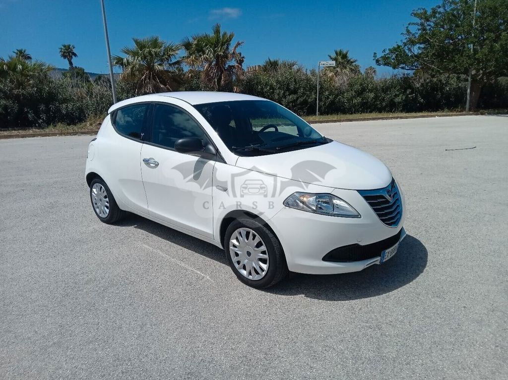 Lancia Ypsilon 2014