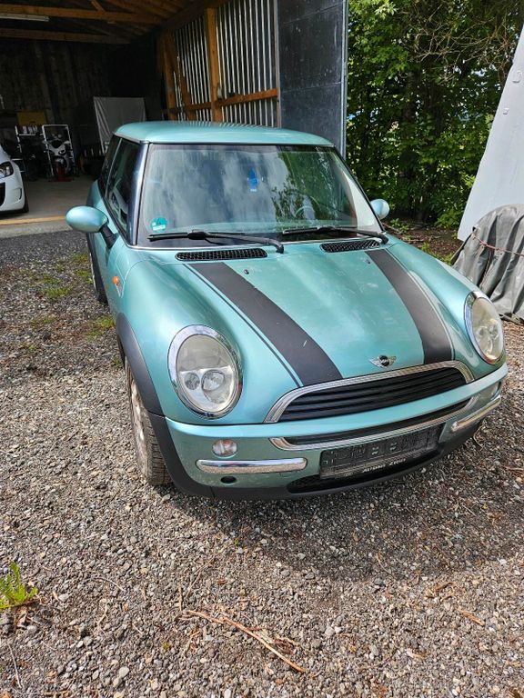 Mini One 2004