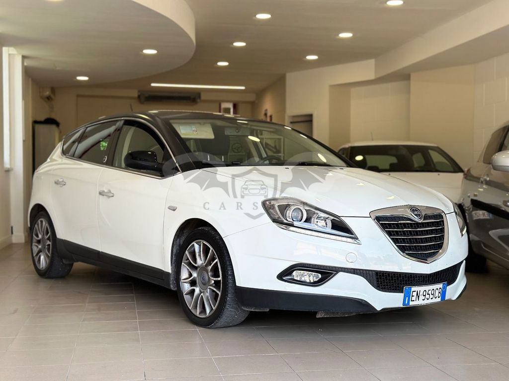 Lancia Delta 2012