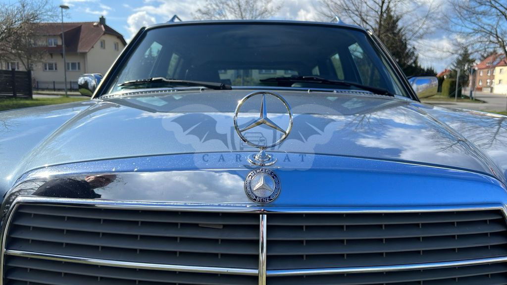 Mercedes-Benz E 200 1984