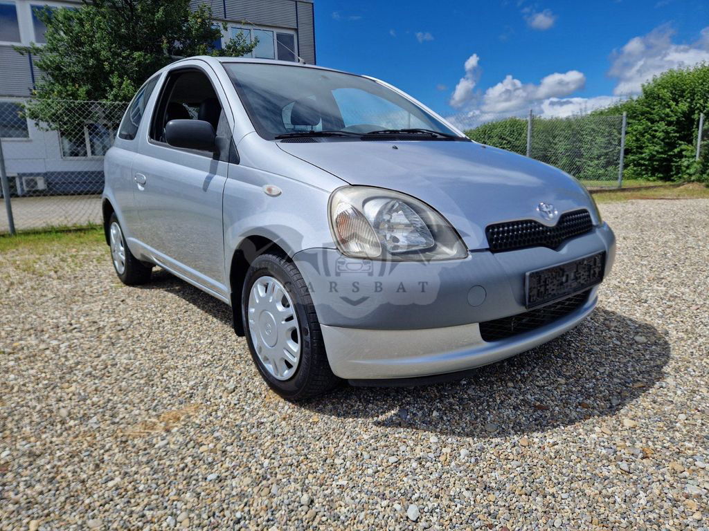 Toyota Yaris 1999
