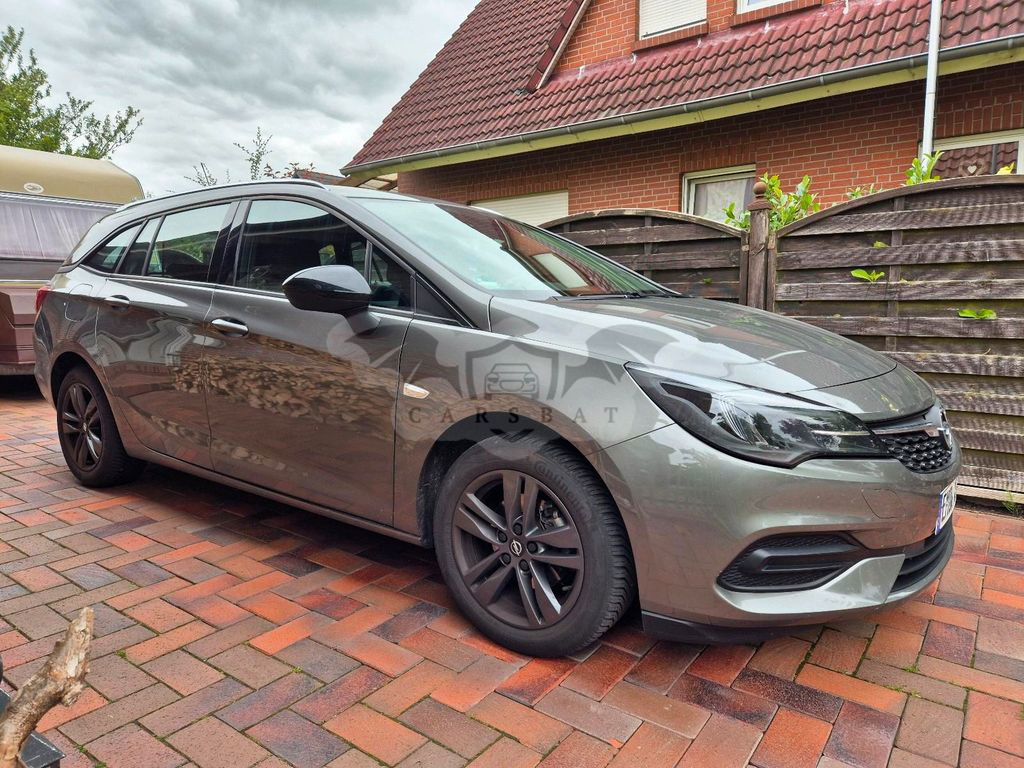 Opel Astra 2021